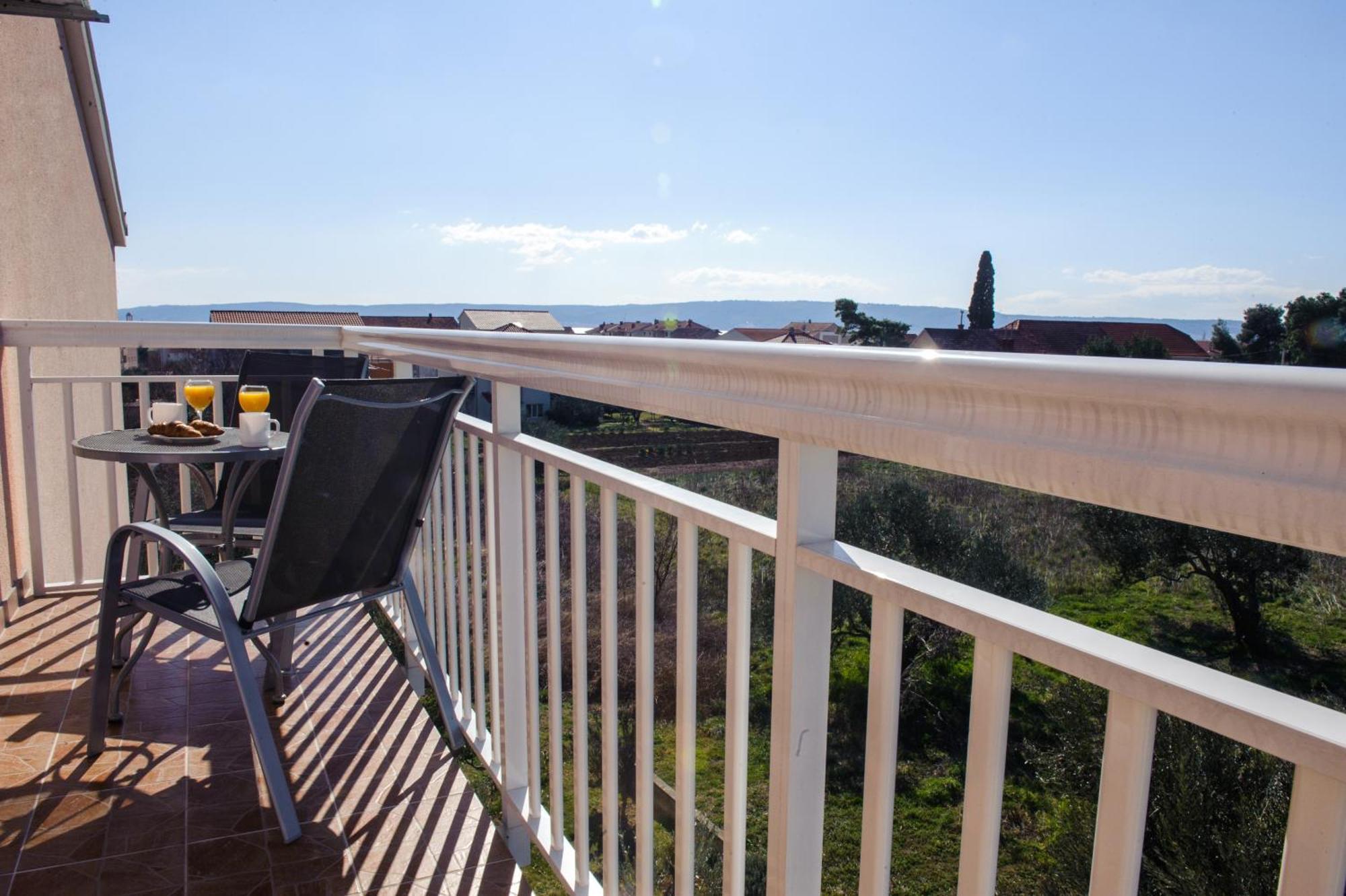 Apartman Sunny Vacay Kaštela Exteriér fotografie